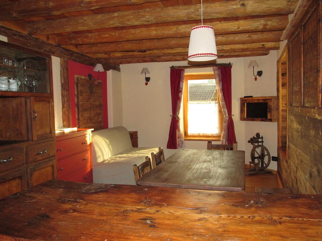 Alloggio Gran Paradiso Aosta Camera foto